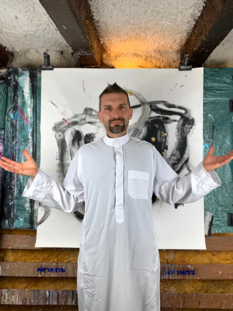 Emanuele Renton Fortunati posing as spiritual guru