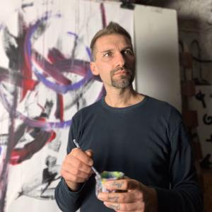 Emanuele Renton Fortunati in his studio